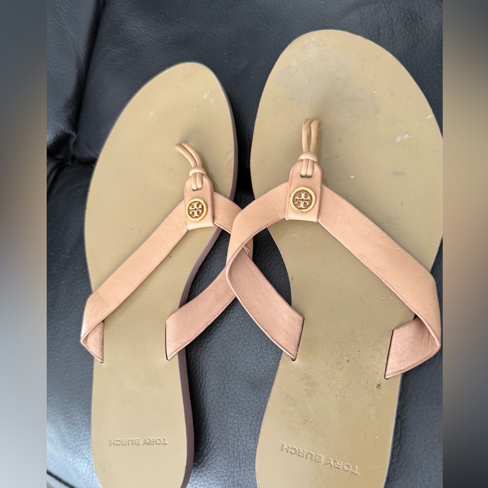 Authentic Tory burch leather manon sandals